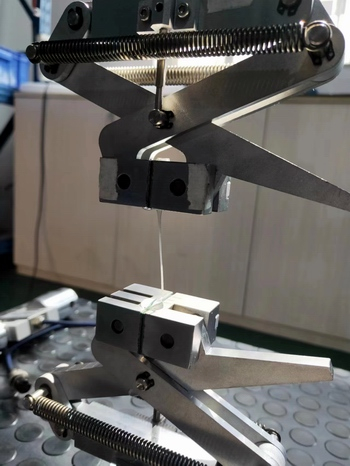 山東大學(xué)半干模拉伸試驗(yàn)機(jī)測(cè)試報(bào)告